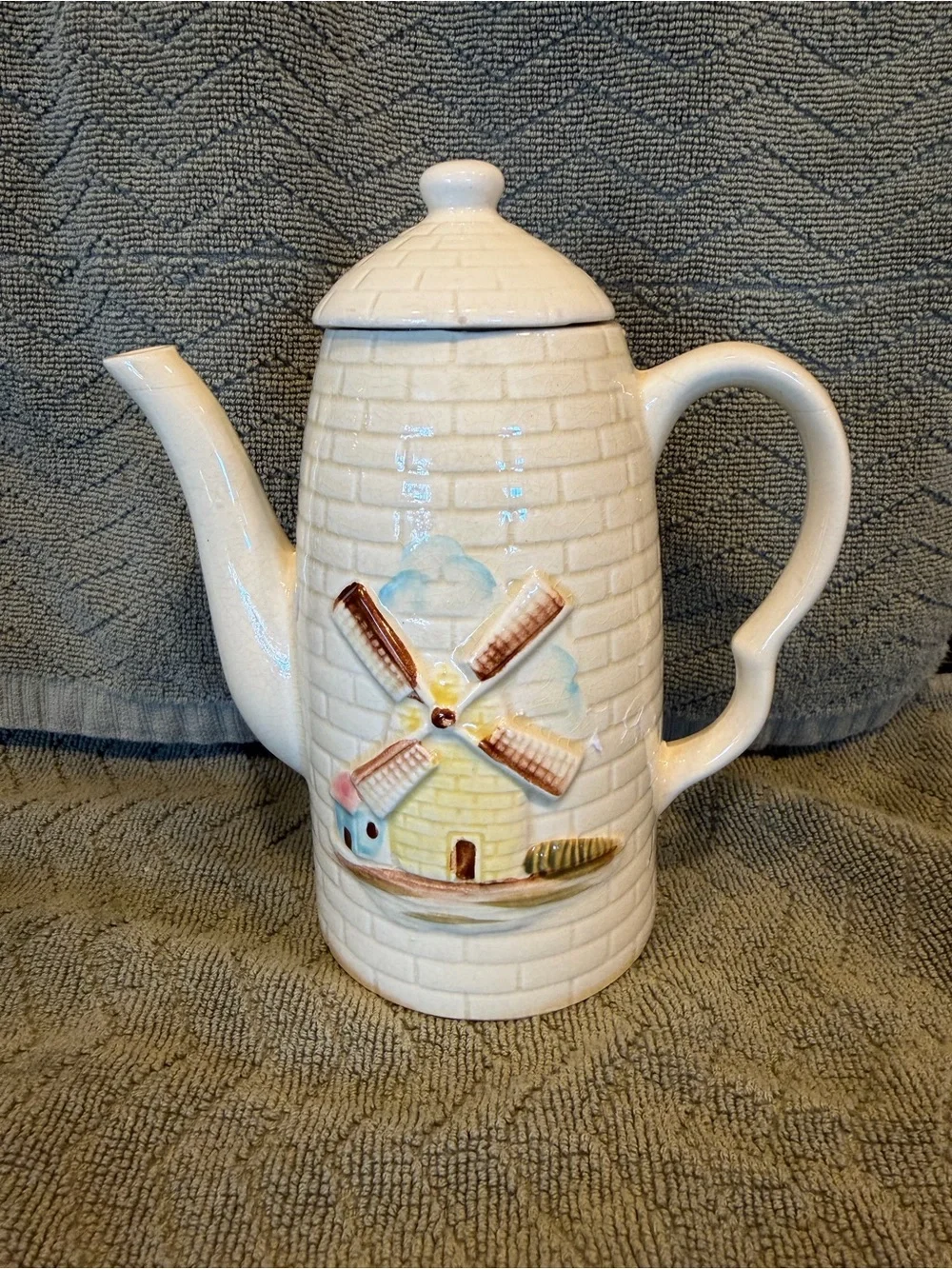 Ceramic White Windmill Teapot - Decorative Home Kitchen Pitcher